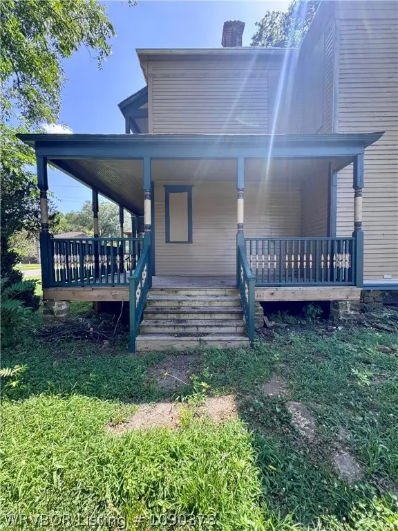 409 N 8th Street, Fort Smith, AR 72901 - #3