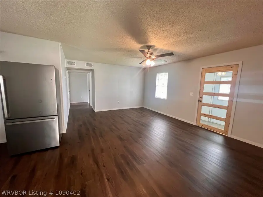 1704 Lakeview Lane, Sallisaw, OK 74955 - #2