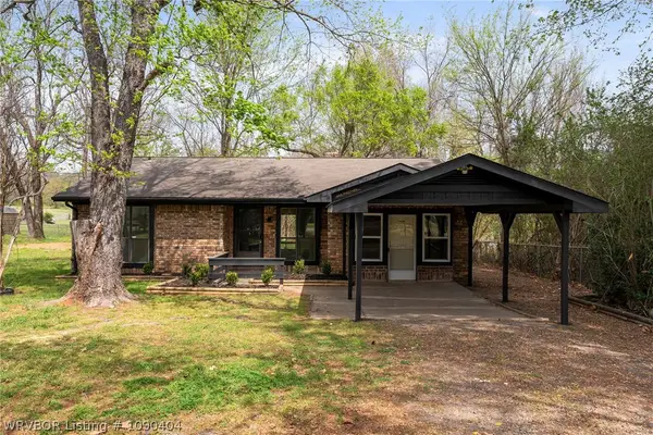 9506 Berry Lane, Hackett, AR 72937