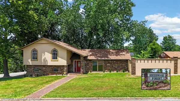 1402 NW 11th Street, Bentonville, AR 72712