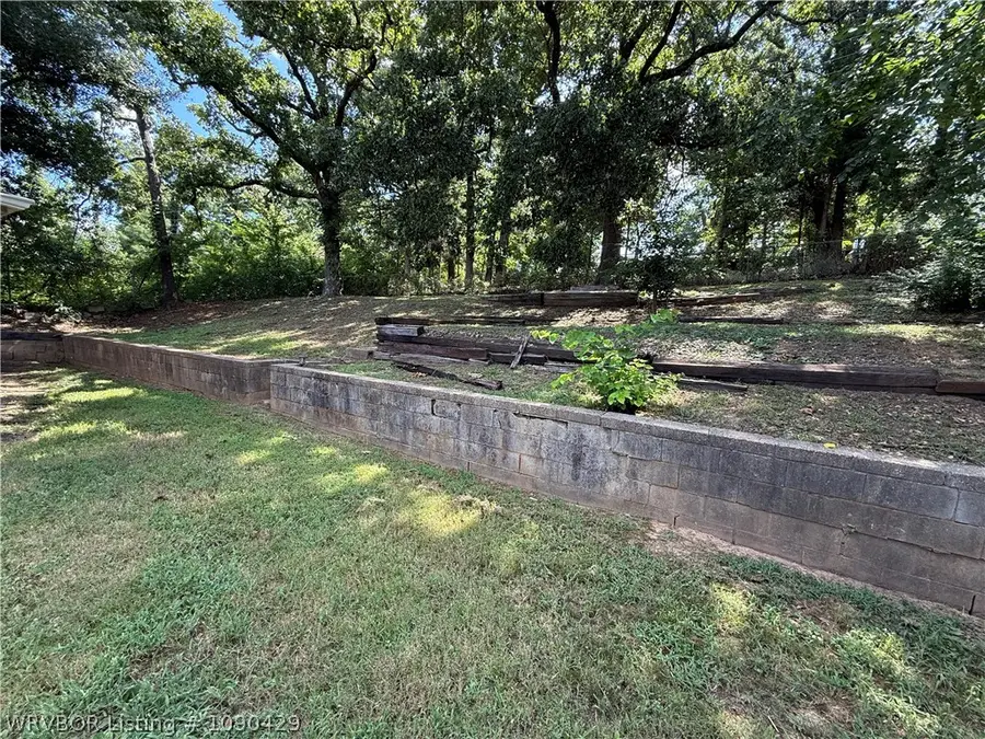 1202 N 28th Street, Van Buren, AR 72956 - #3