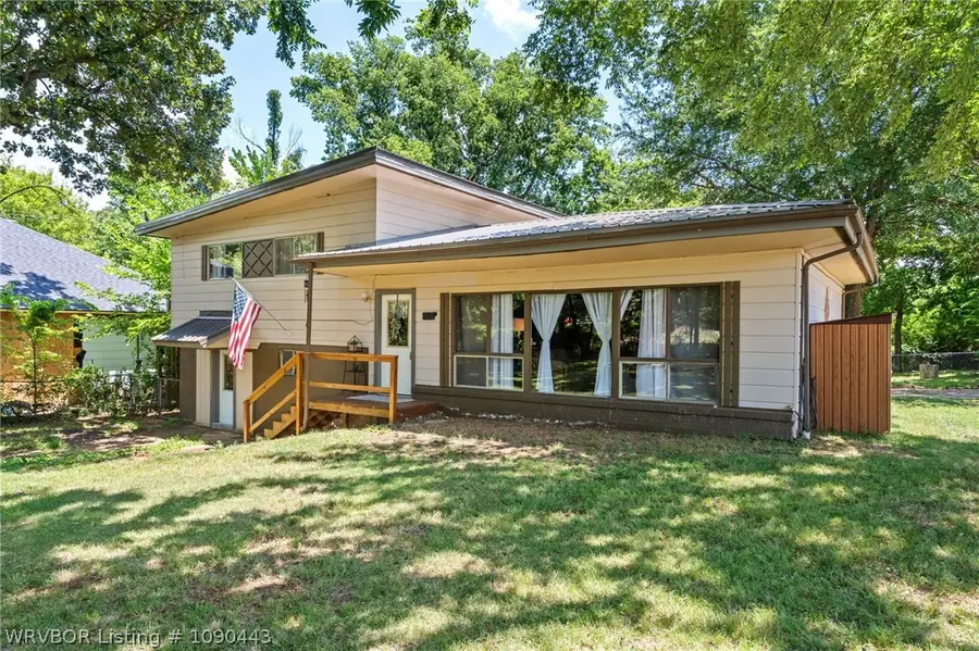 112 Emmaline Avenue, Poteau, OK 74953 - #2
