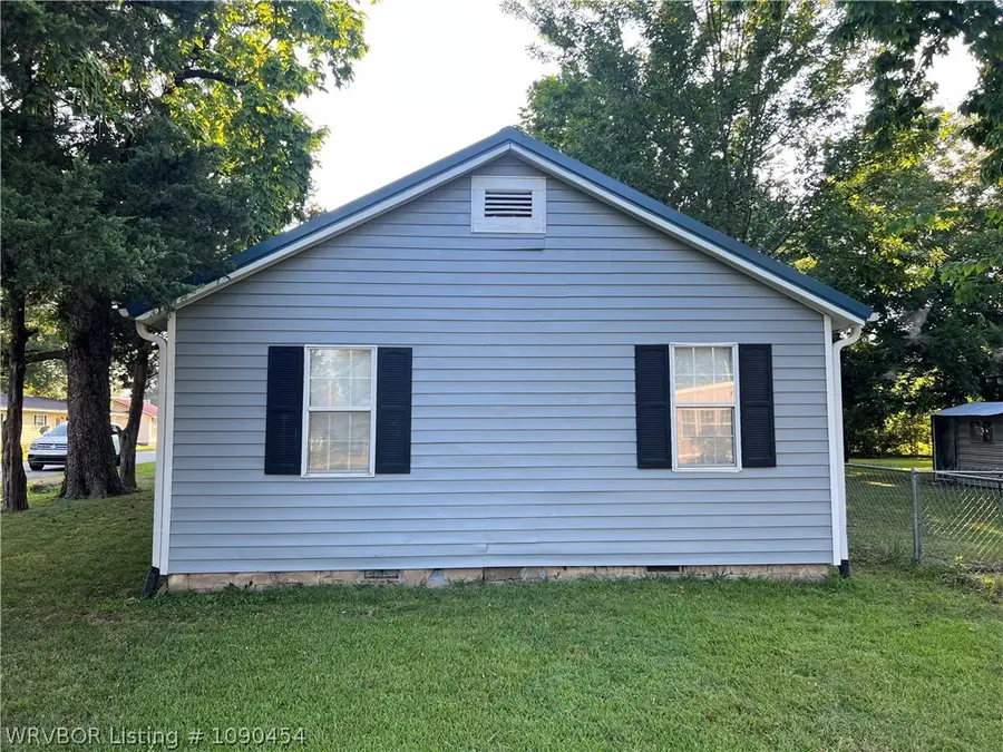 109 Mills Avenue, Poteau, OK 74953 - #3