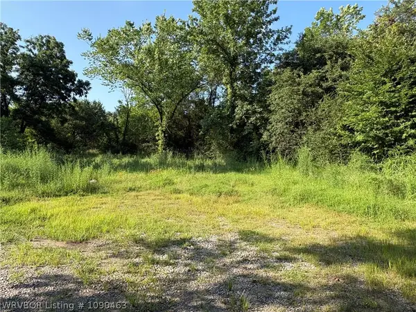 5101 Hilltop Road, Van Buren, AR 72956