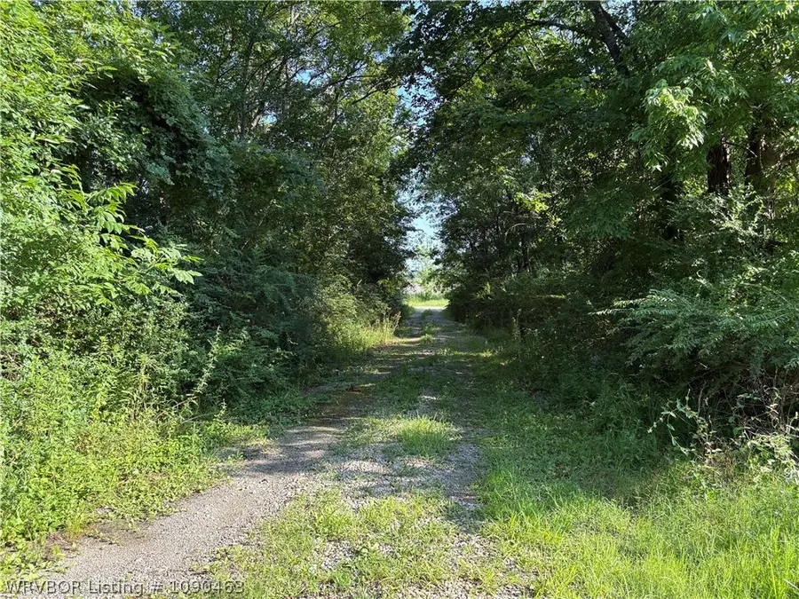 5101 Hilltop Road, Van Buren, AR 72956 - #3