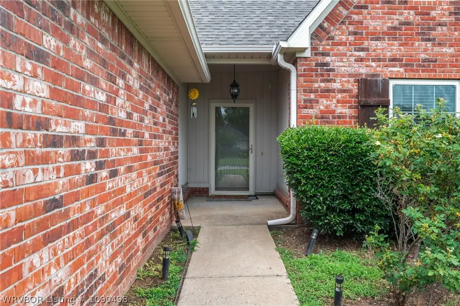 810 Laurel Way, Alma, AR 72921 - #3