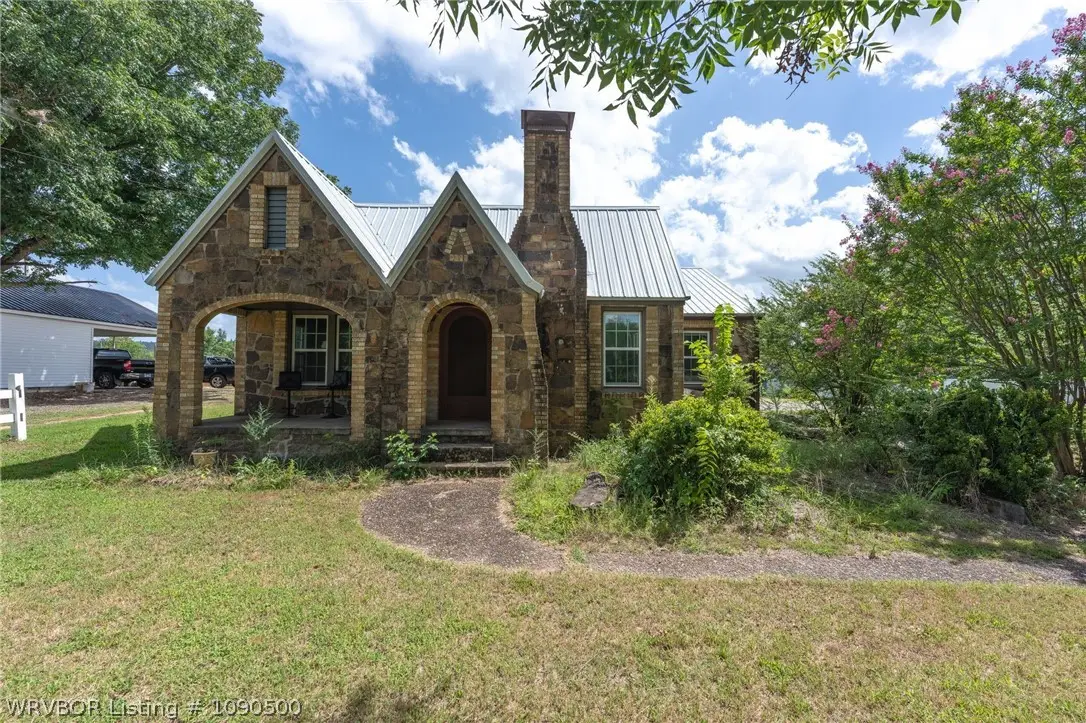 2800 Walnut Street, Paris, AR 72855 - #1
