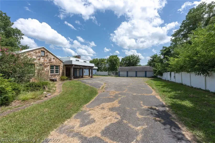 2800 Walnut Street, Paris, AR 72855 - #3