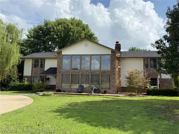 2503 Shadow Lake Drive, Greenwood, AR 72936