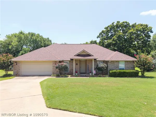 9504 Pointe Drive, Fort Smith, AR 72903