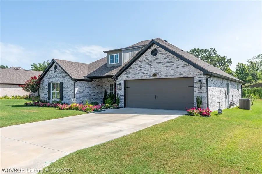 8523 Broadley Drive, Fort Smith, AR 72916 - #3