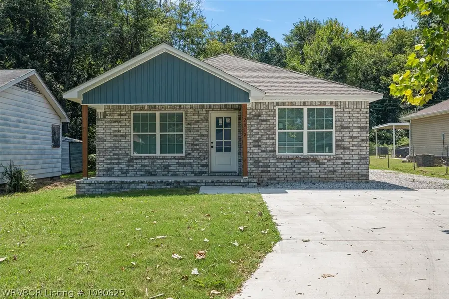 2012 N Short 15th Street, Fort Smith, AR 72904 - #2