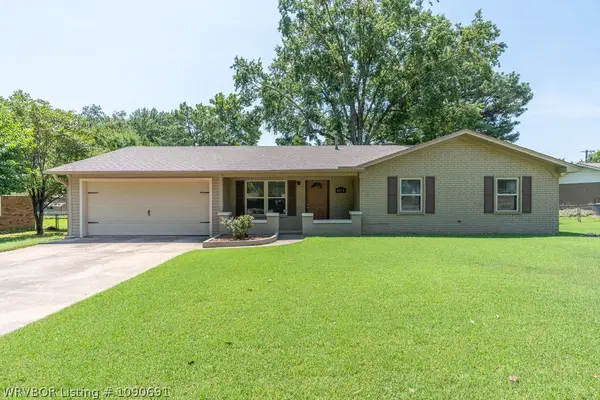 6414 Crimson Avenue, Fort Smith, AR 72903