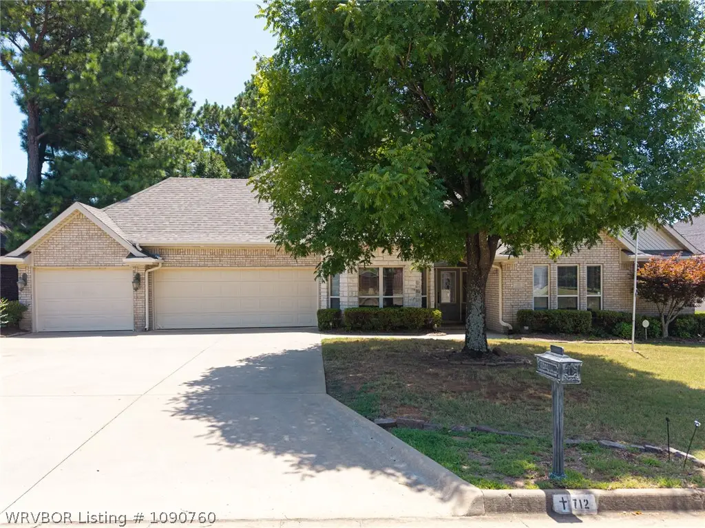 712 Ledanna Drive, Van Buren, AR 72956 - #1