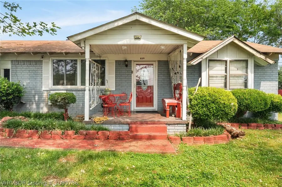 839 14th Street, Barling, AR 72923 - #2