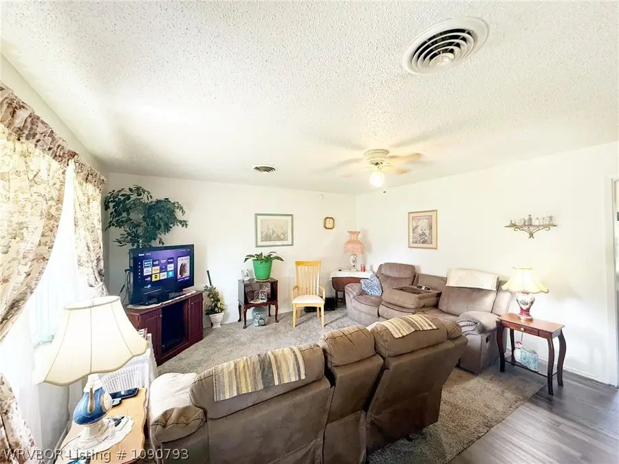 22 E Interstate Cir. Circle, Sallisaw, OK 74955 - #3