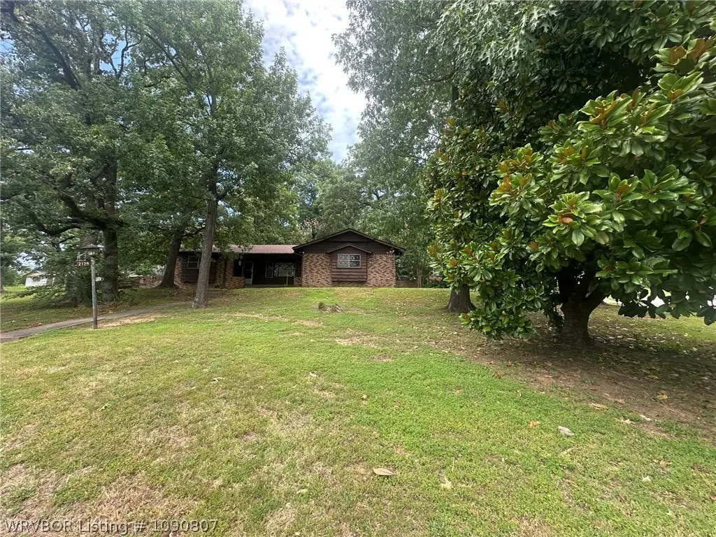 2123 S Atlanta Street, Fort Smith, AR 72903 - #1