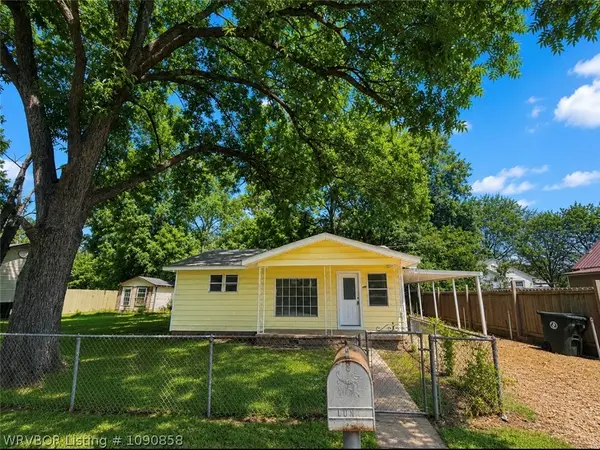 309 W Chickasaw Avenue, Sallisaw, OK 74955