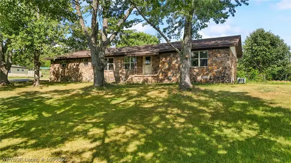 724 Sycamore Street, Mountainburg, AR 72946
