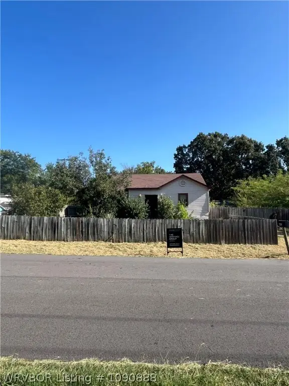 403 Wilson Street, Poteau, OK 74953