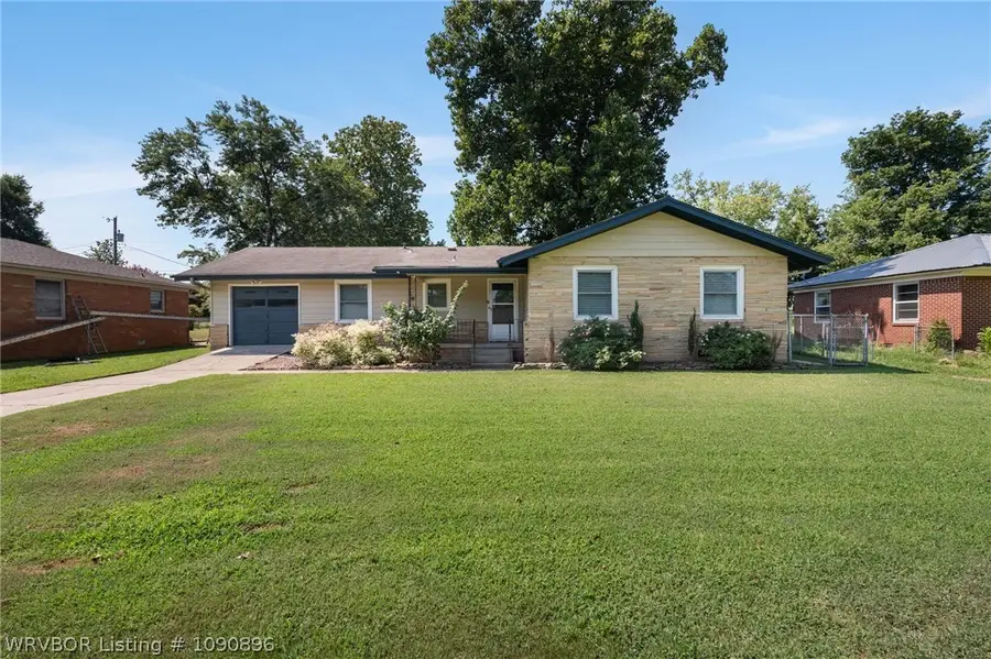 3708 S Carthage Street, Fort Smith, AR 72903 - #2