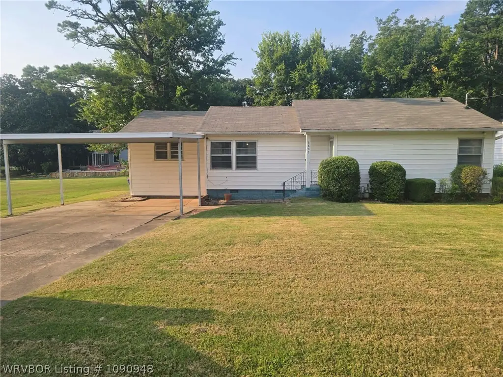 3805 T Street, Fort Smith, AR 72903 - #1