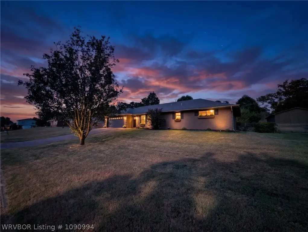 1102 8th Street, Van Buren, AR 72956 - #1
