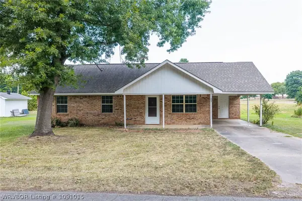503 W Grober Street, Paris, AR 72855