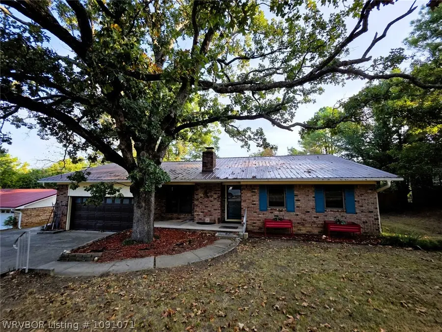 107 Trayce Street, Poteau, OK 74953 - #2