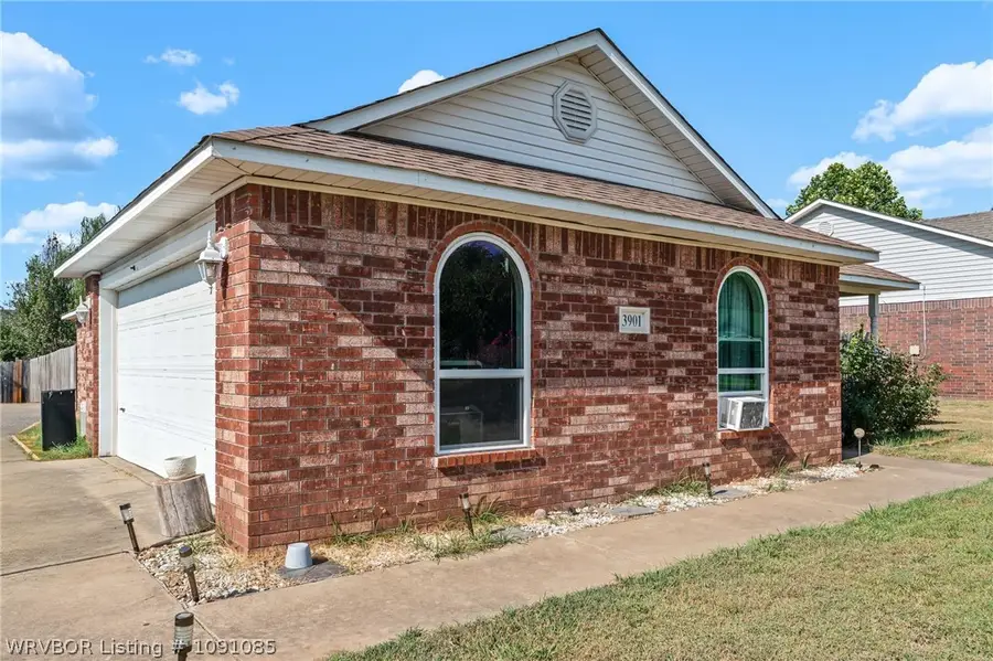 3901 Kingsberry Drive, Van Buren, AR 72956 - #3