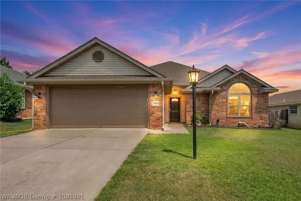 1076 Red Oak Drive, Alma, AR 72921