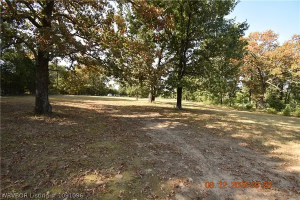 474239 1050 Road, Muldrow, OK 74948