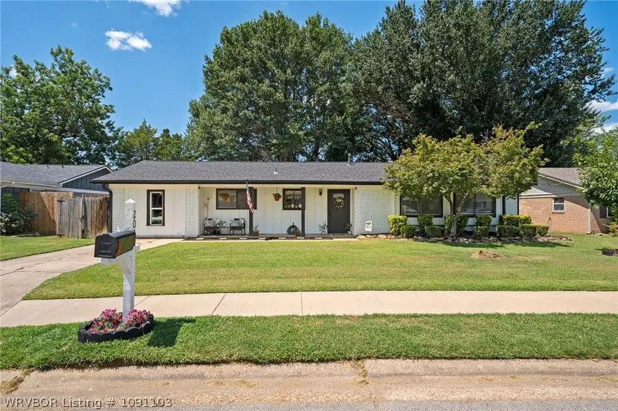 203 Amherst Circle, Fort Smith, AR 72908 - #2