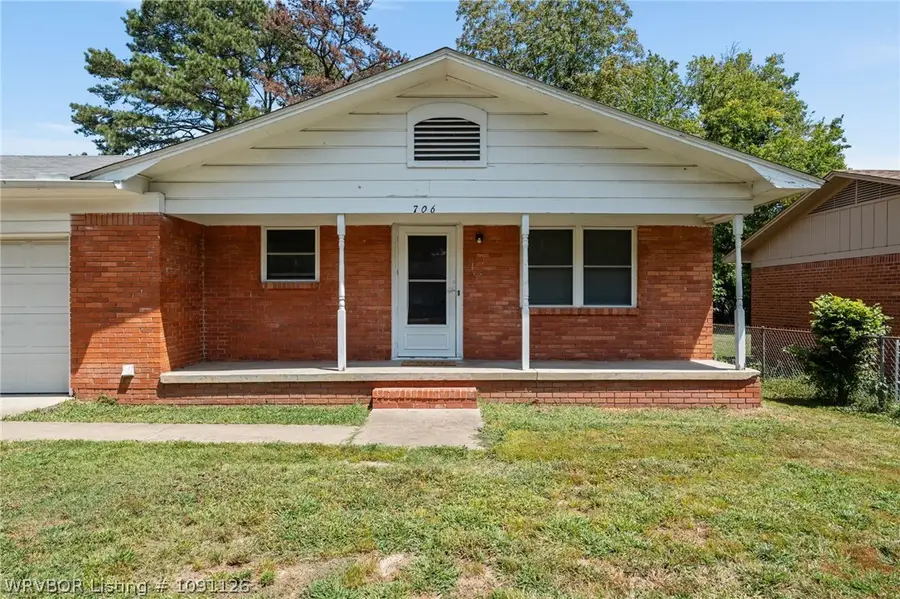 706 N 46th Street, Fort Smith, AR 72903 - #2