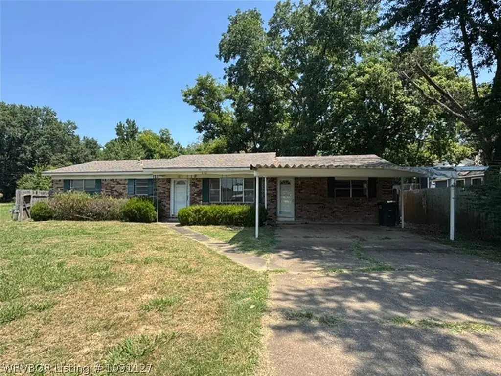 212 S Wheeler Avenue, Sallisaw, OK 74955 - #1