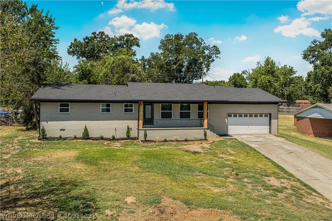 1205 N 11th Street, Van Buren, AR 72956 - #1