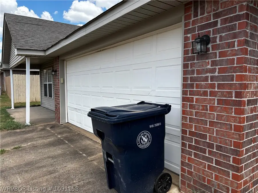 1519 Cherokee, Muldrow, OK 74948 - #3