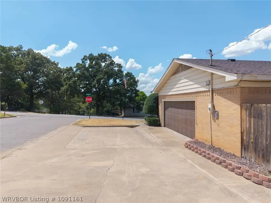 1402 N 6th Street, Van Buren, AR 72956 - #3