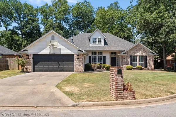 3209 Fincastle Drive, Fort Smith, AR 72908