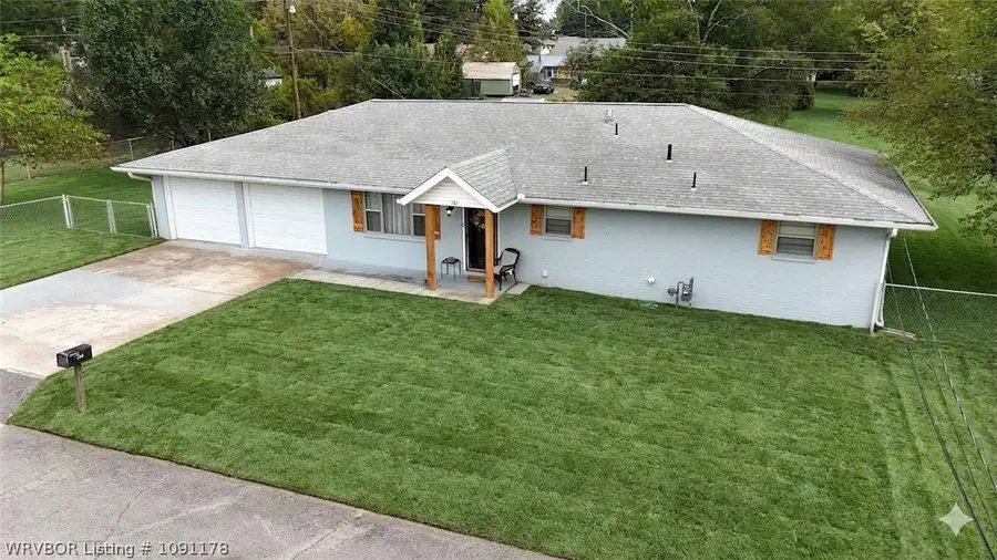 201 Thompson Avenue, Poteau, OK 74953 - #2