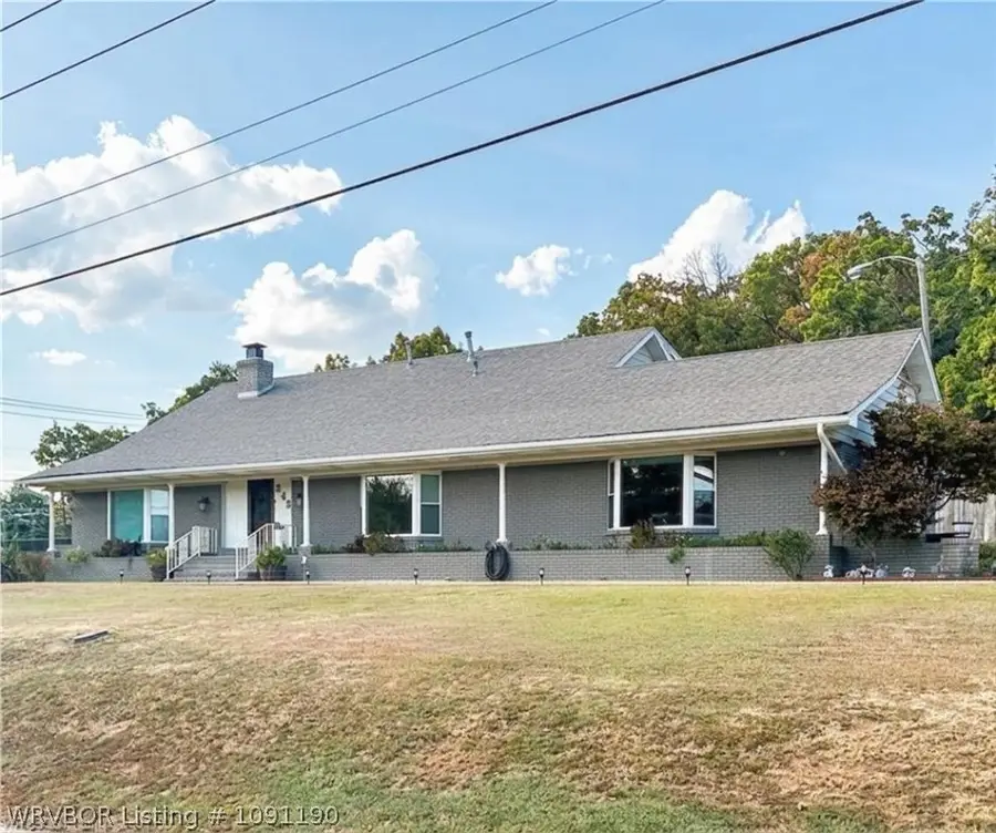 2421 S Louisville Street, Fort Smith, AR 72901 - #2