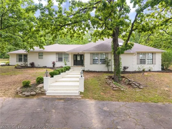 2904 Cedar Valley Drive, Greenwood, AR 72936