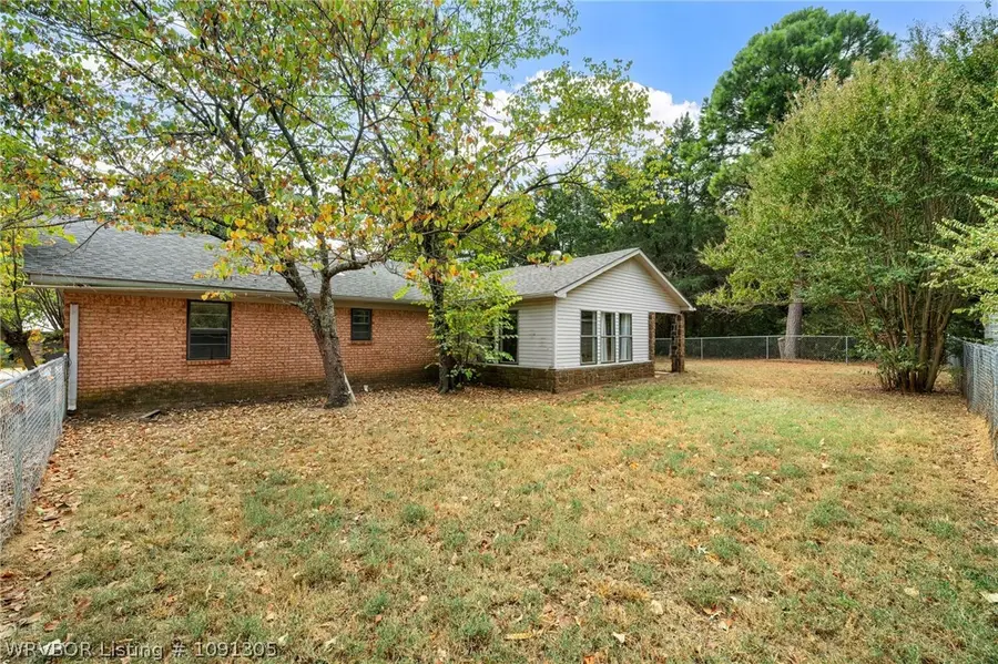 106 Hiawatha Street, Poteau, OK 74953 - #3