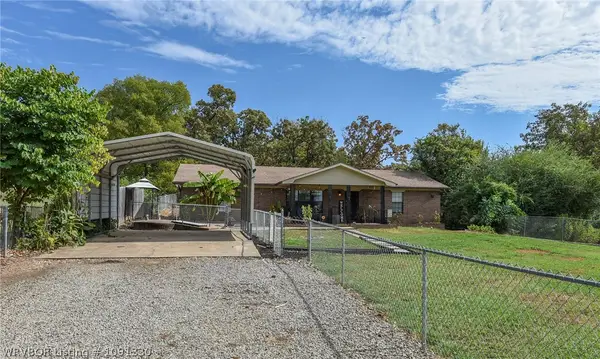 474487 Old Us Highway 64, Muldrow, OK 74948