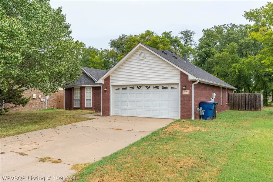 623 Chateau Drive, Fort Smith, AR 72908 - #3