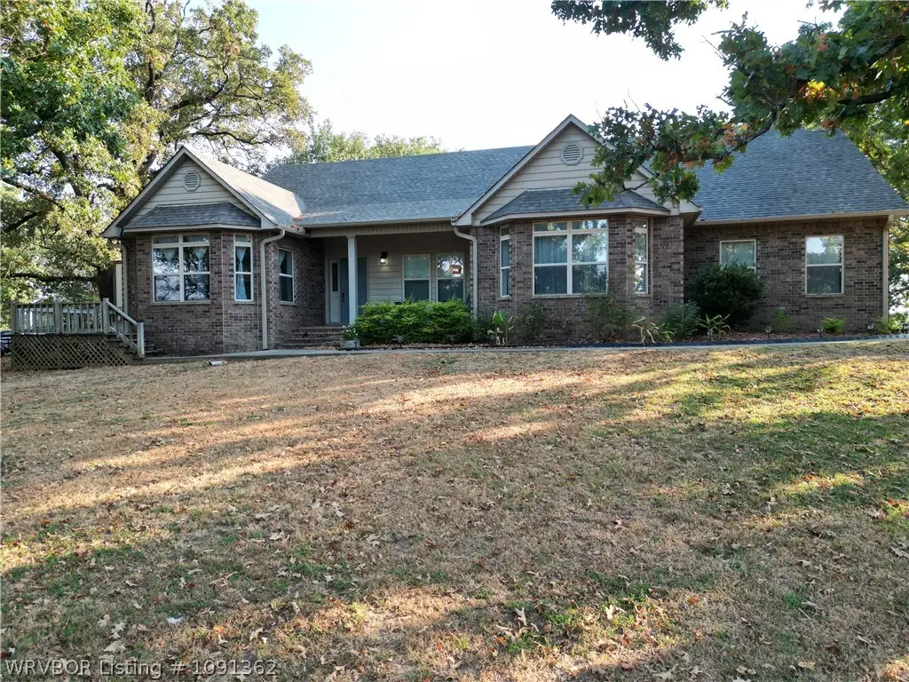 205 W Taylor Drive, Sallisaw, OK 74955 - #1