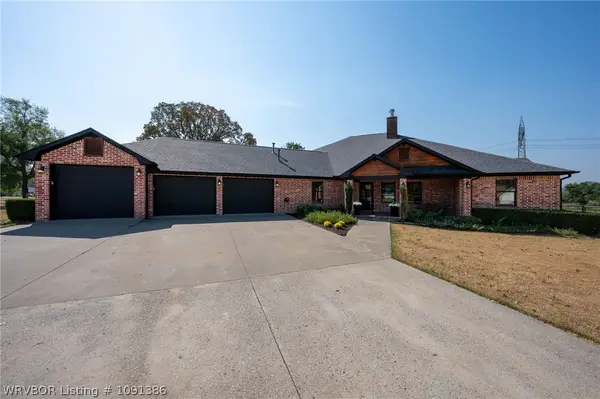 3206 Larkspur Lane, Fort Smith, AR 72916