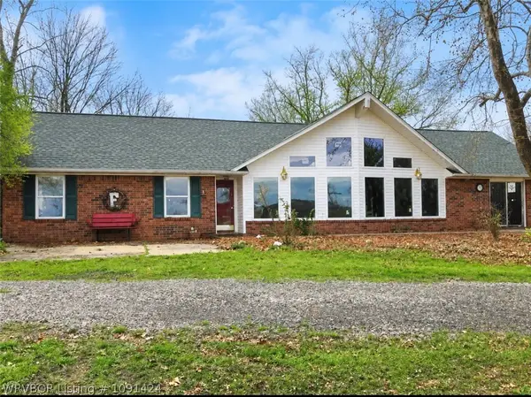1853 Highway 60, Charleston, AR 72933