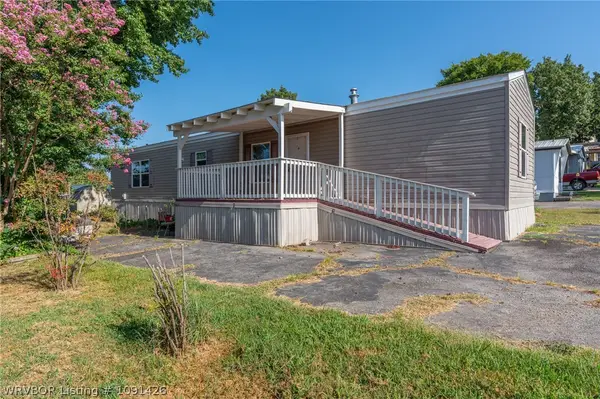 1509 N 36th Street, Van Buren, AR 72956