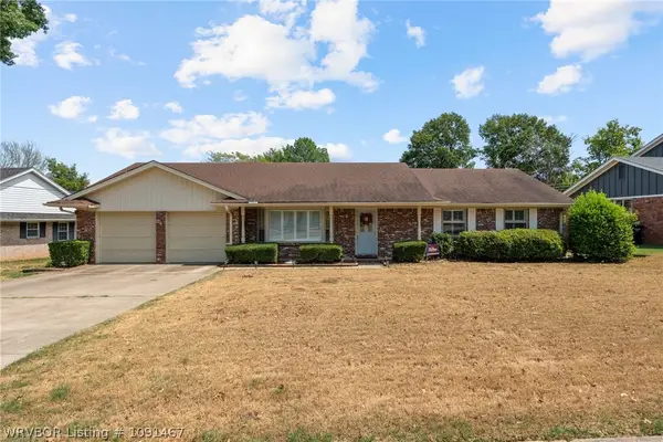 2017 S 70th Street, Fort Smith, AR 72903